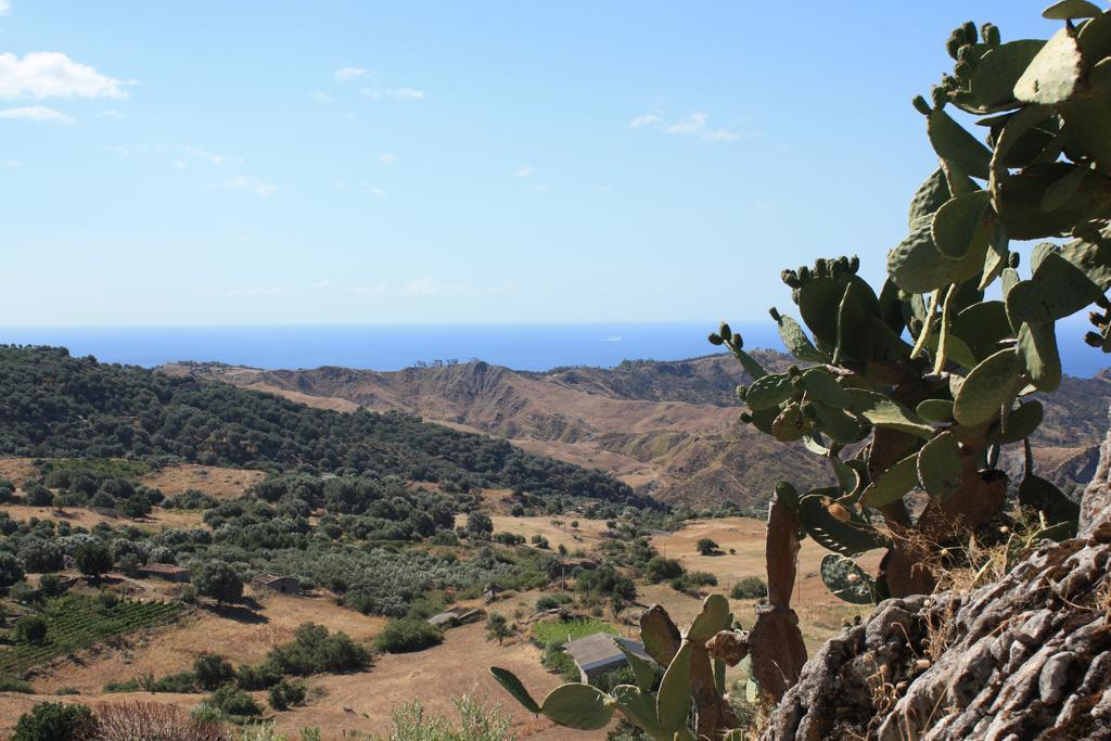 Bed and Breakfast Rocca Del Vento San Pantaleone Exterior foto